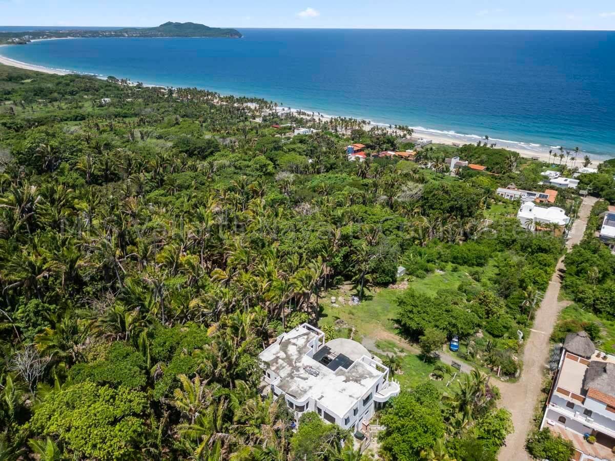 Roca Cascada Lot C-1