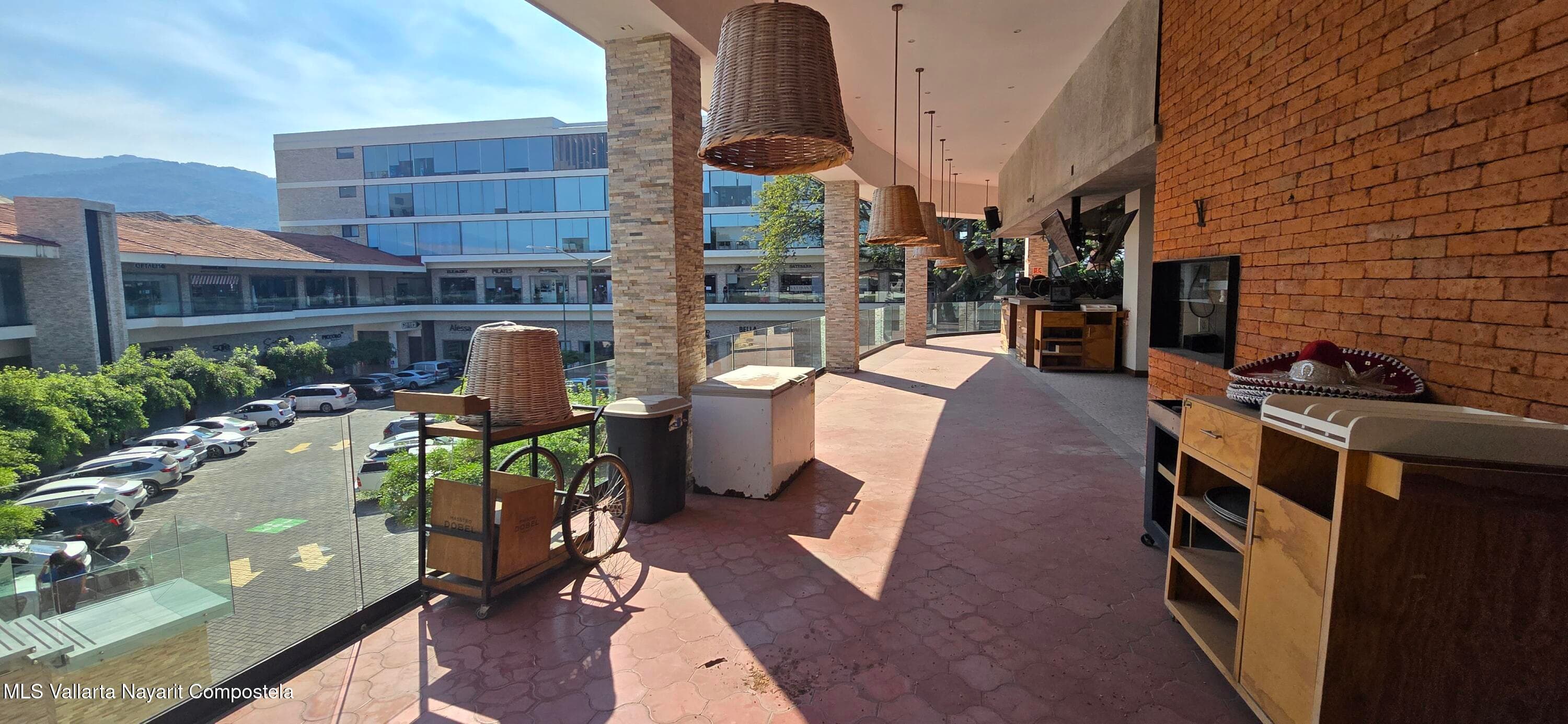 Parota Center LC 26