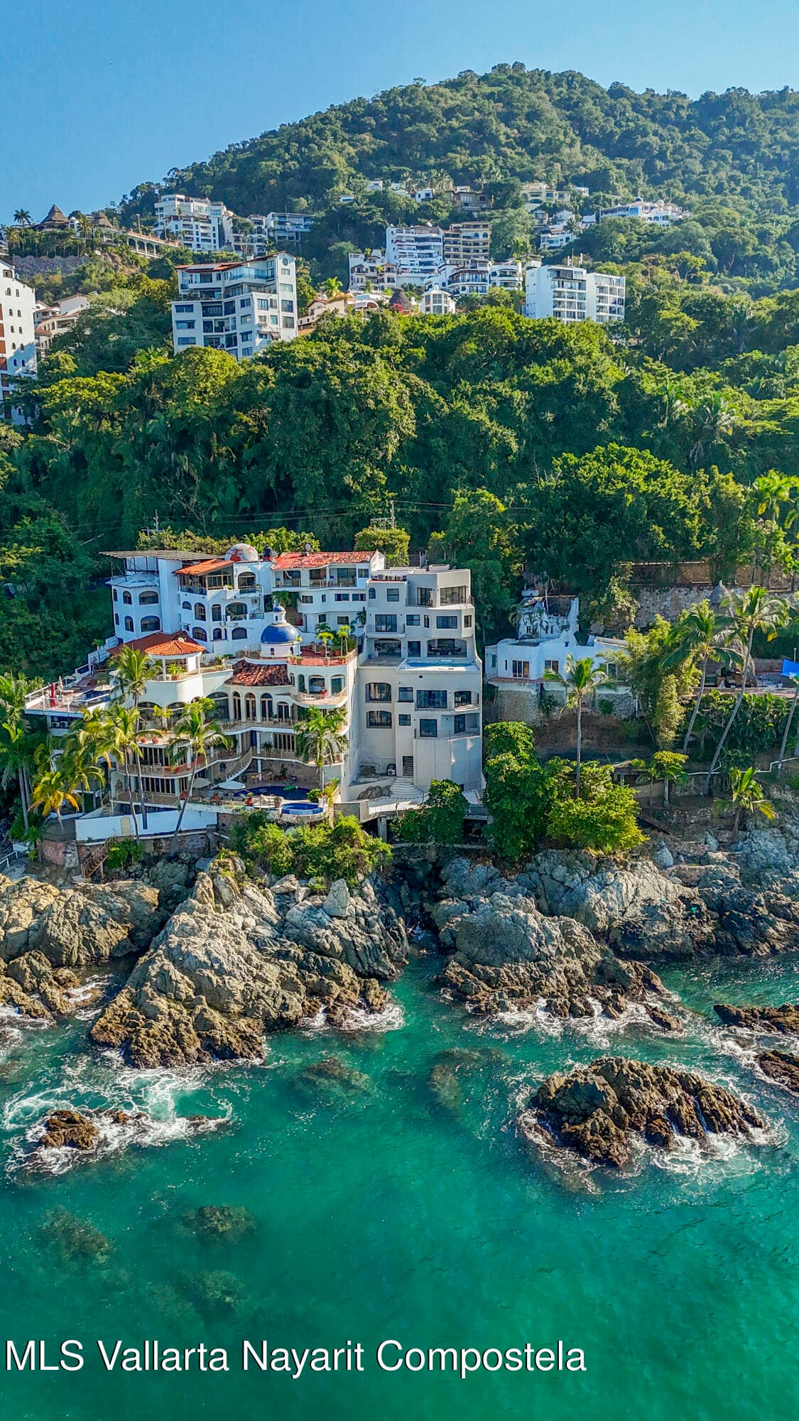 VILLA ENTRE ROCAS