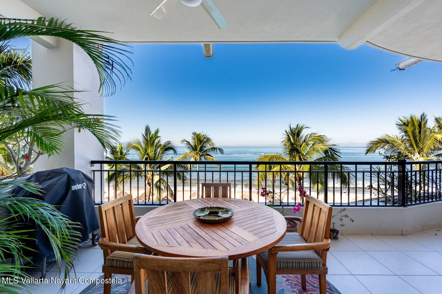 Playa Royale Residences