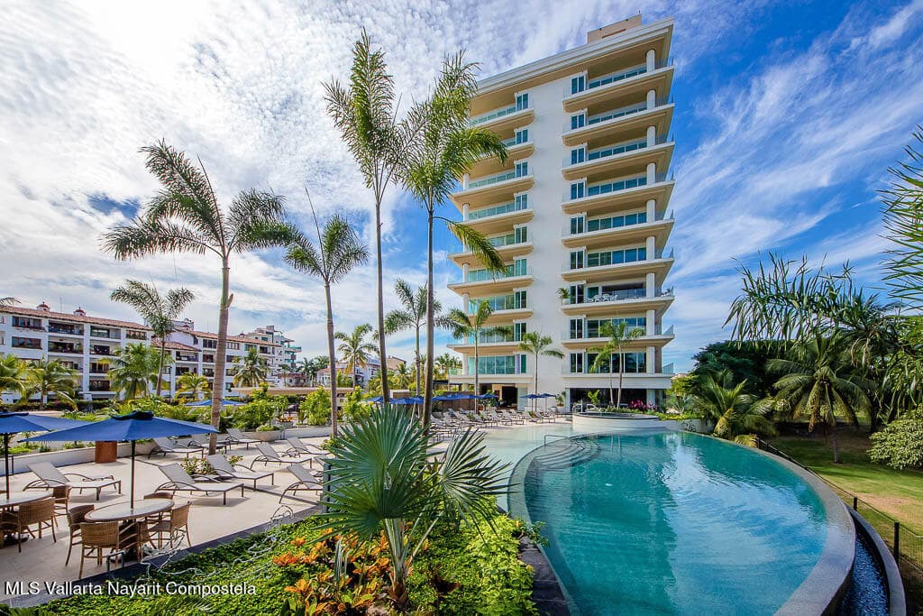 V Marina 3 bedroom condo
