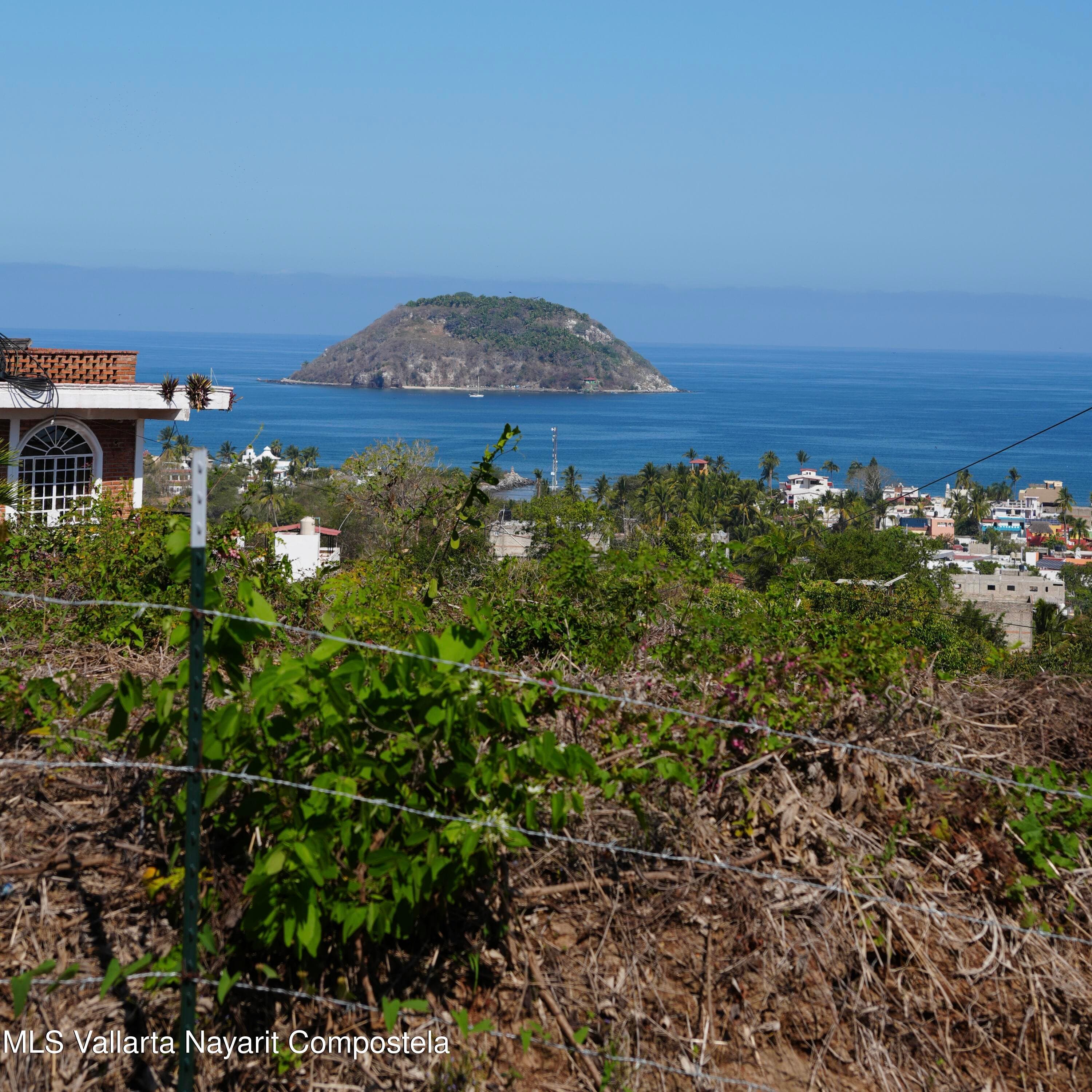 land in la penita