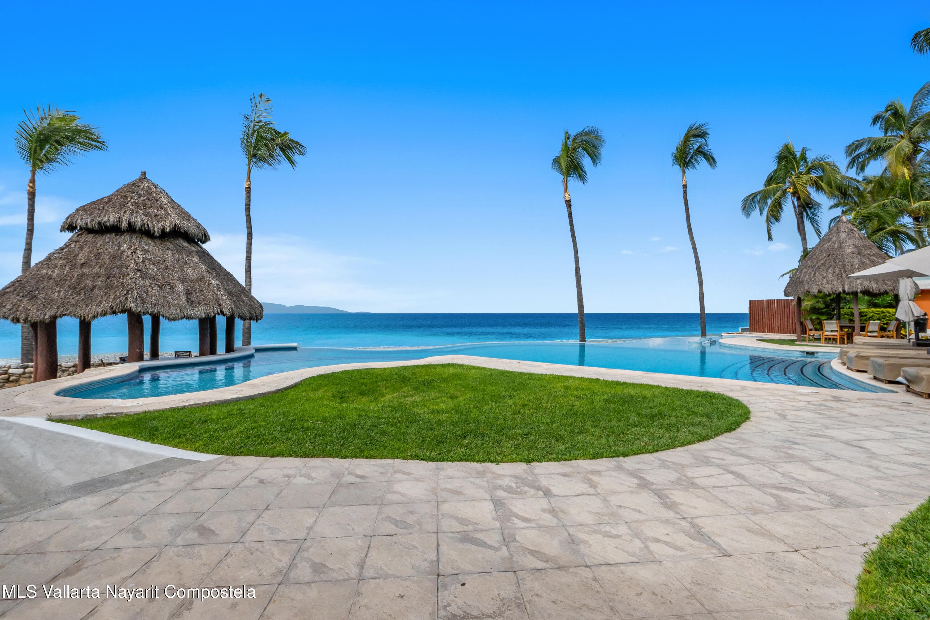 La Playa Estates 12