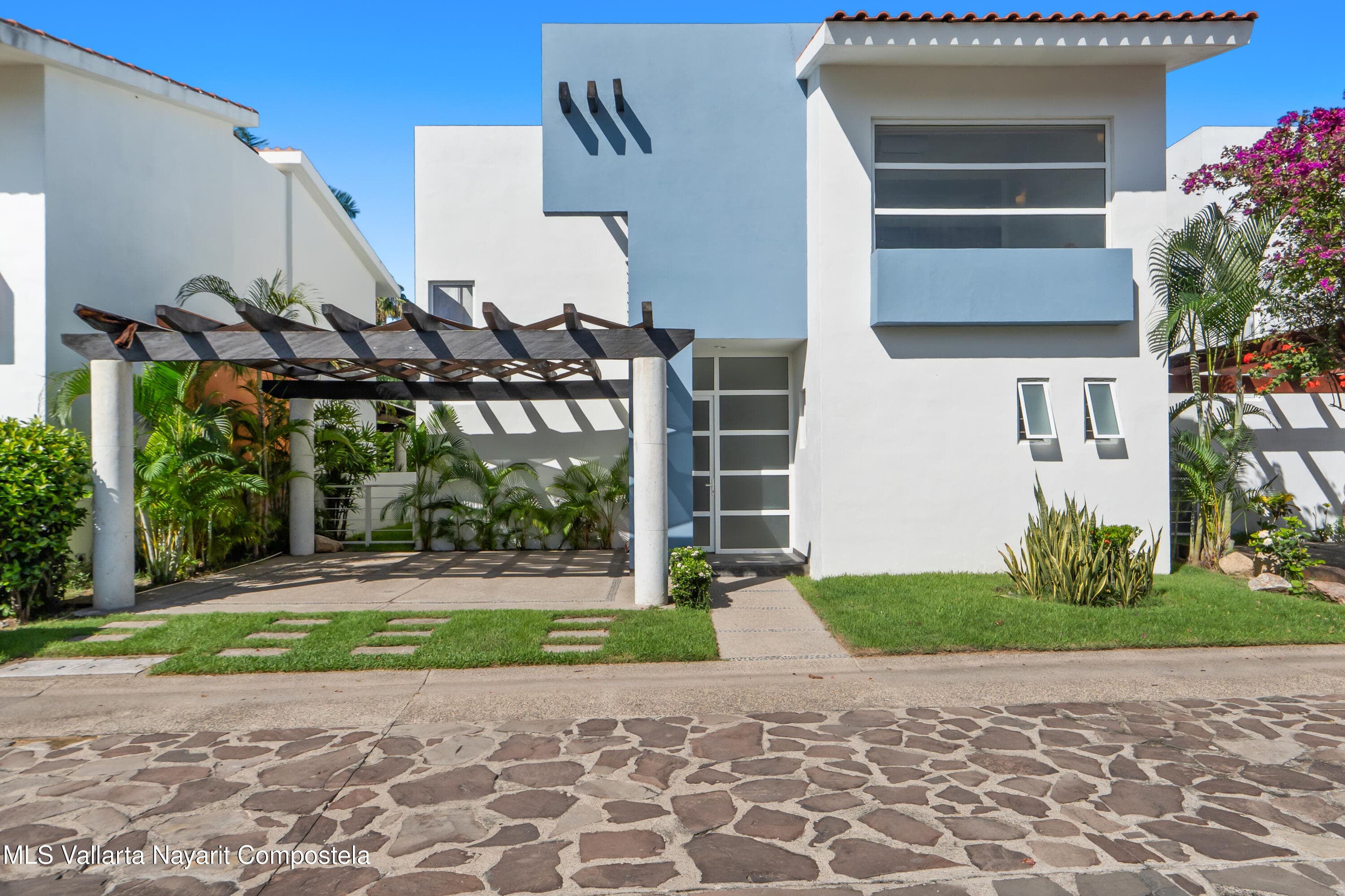 Villa 44 RNV
