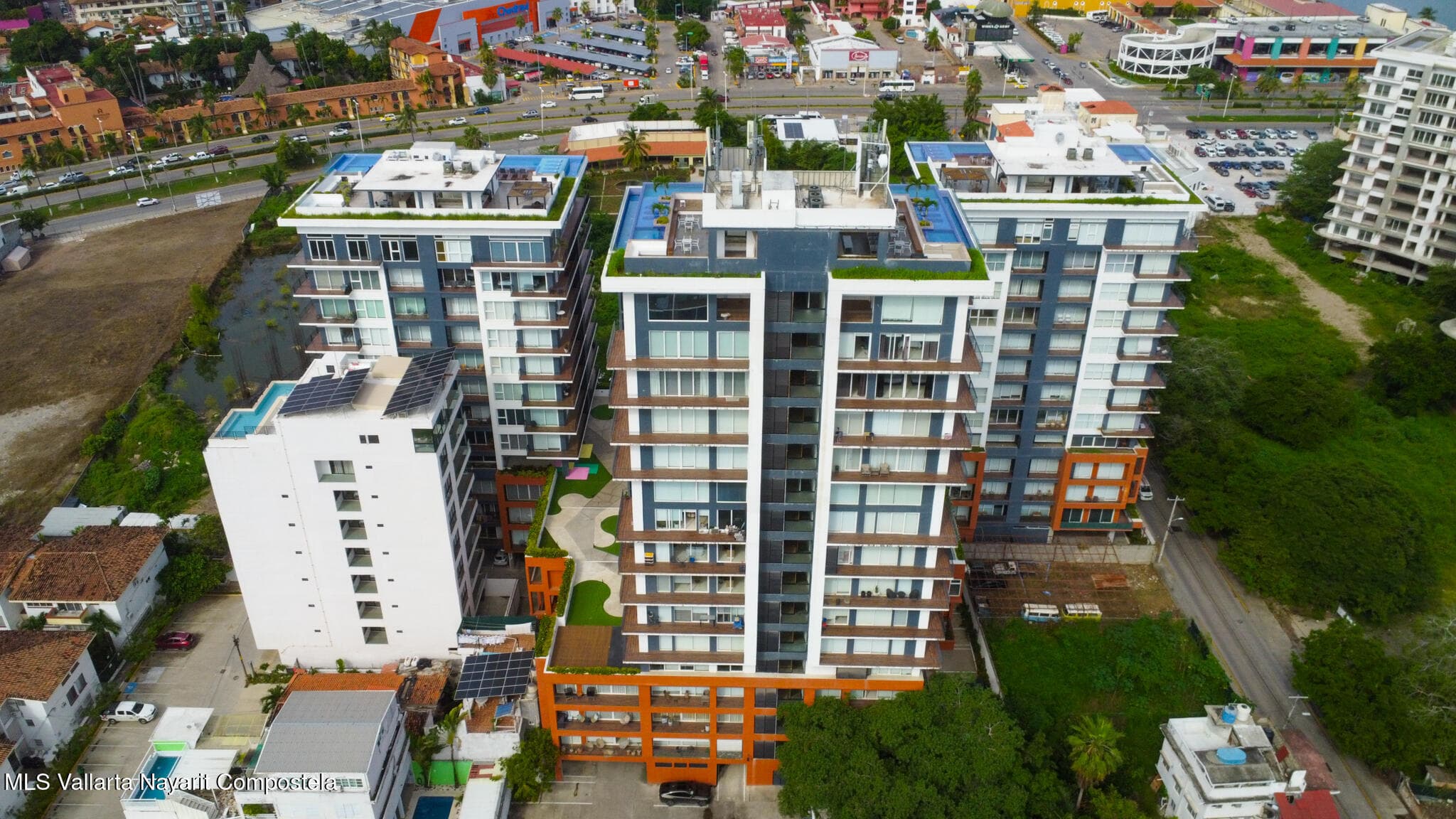 Condo Dalia Zoho Skies