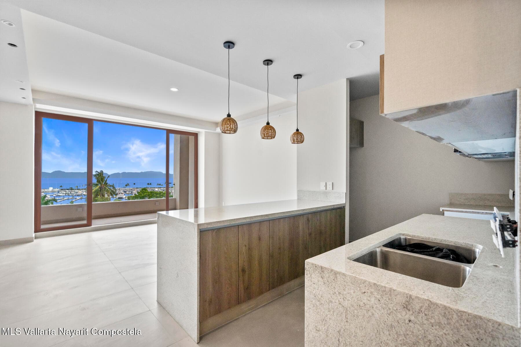 KINAU MARINA RESIDENCES